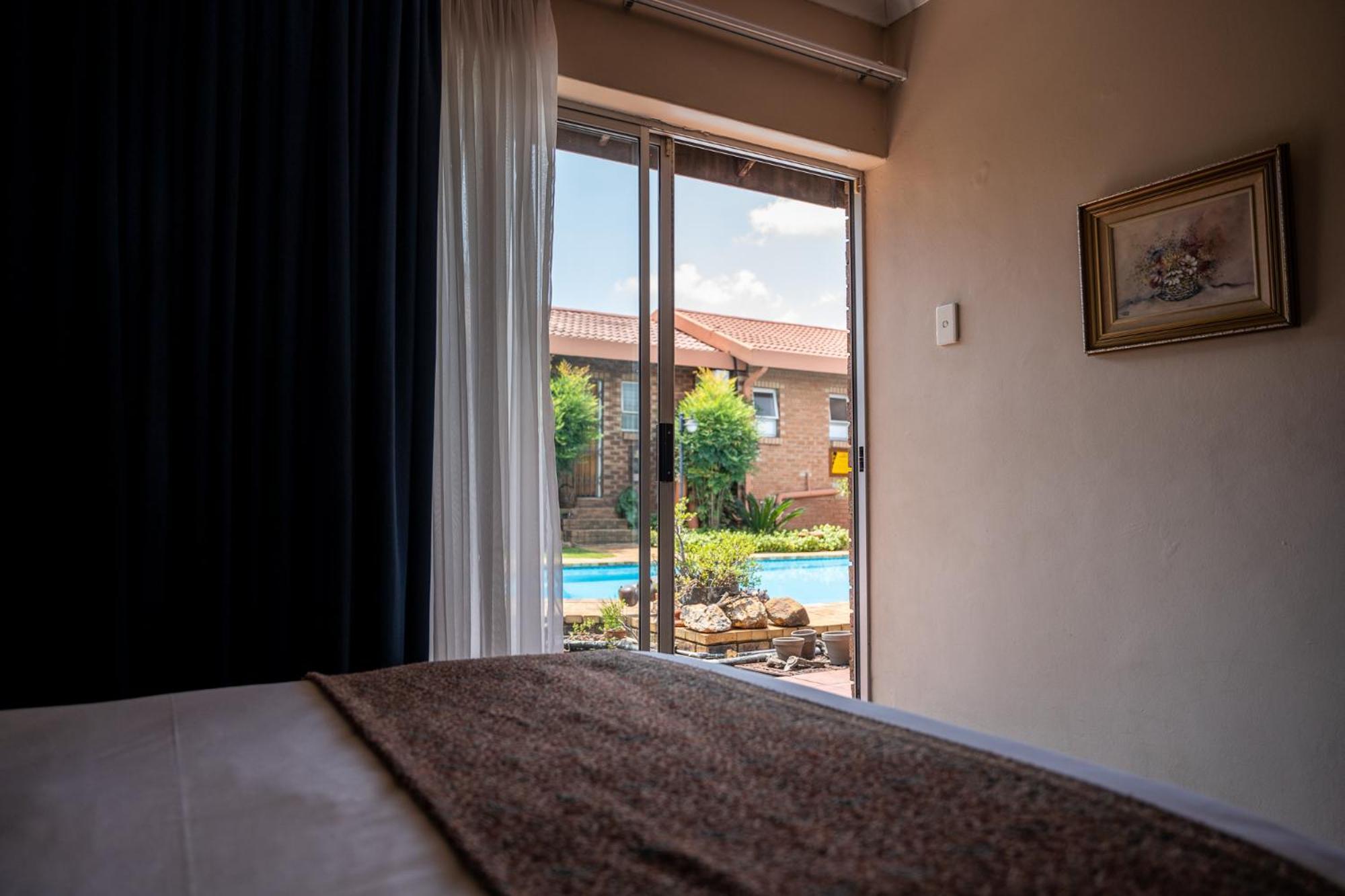 Asante Guest House Vanderbijlpark Luaran gambar